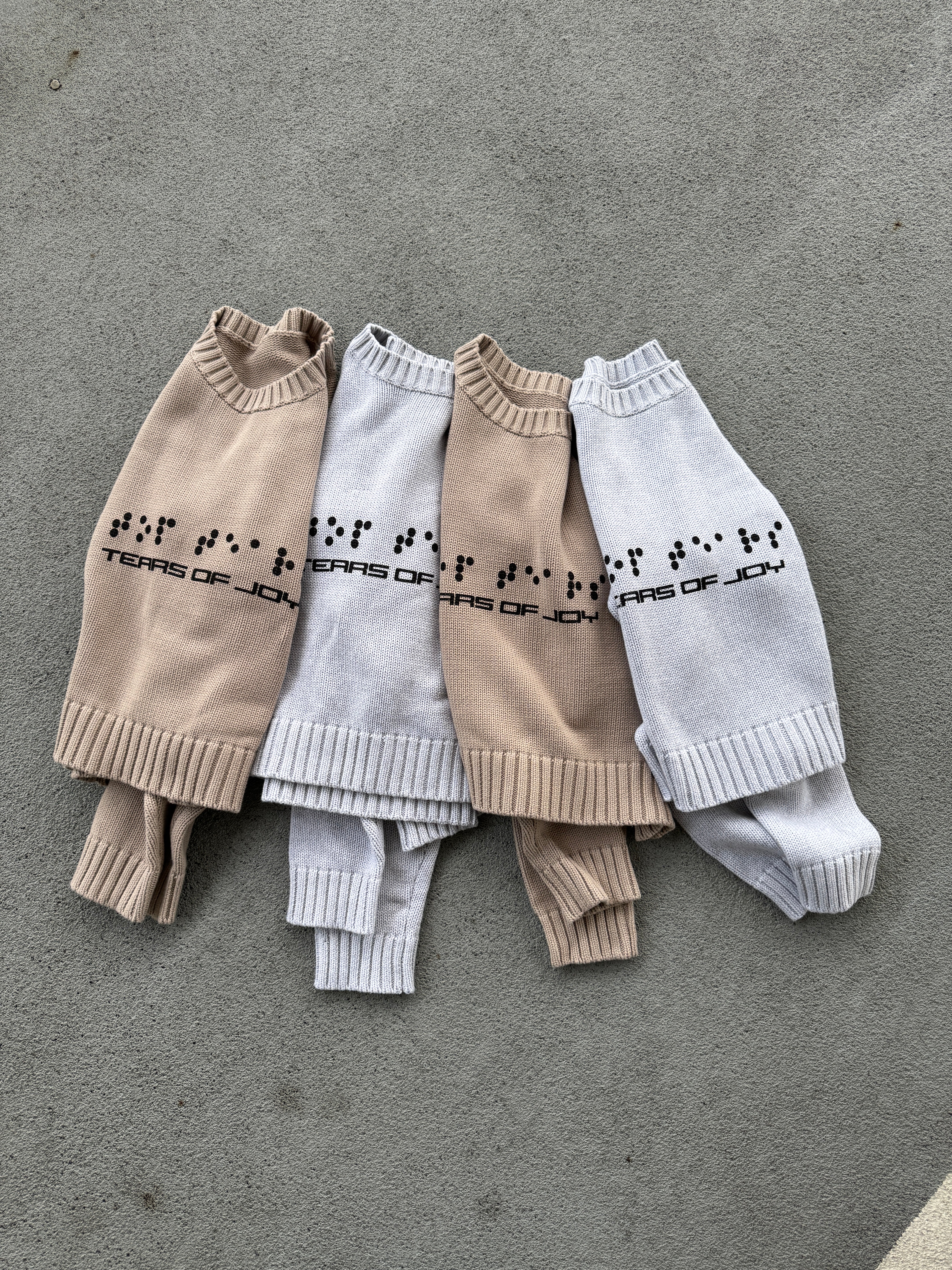 TEARS OF JOY KNIT SWEATER "SOFT GREY"